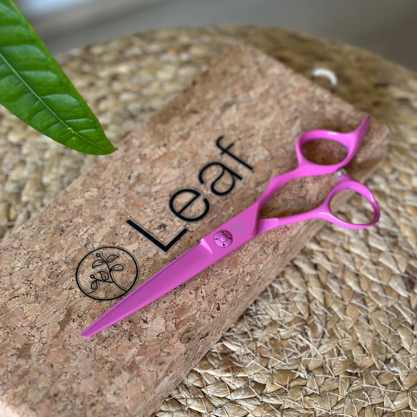 Leaf Pink Edition Scissor